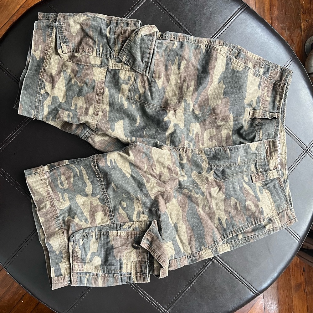 WOMENS Camouflage Cargo Shorts